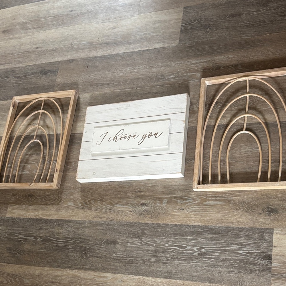 Rustic Wooden Wall Decor Set with Sign